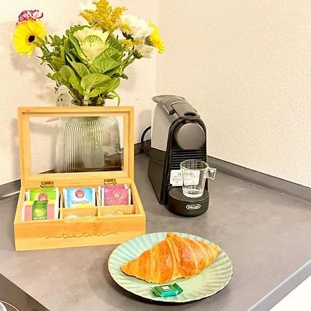 Ruhige & Zentrumsnahe Mit Self Check In & Netflix *